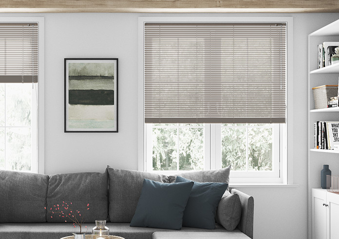 Vista (Perforated), Squirrel Grey - Venetian Blind - Image 3